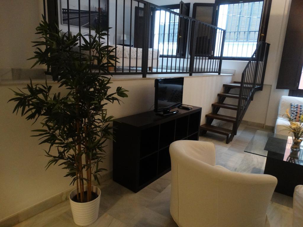 - Jinetes, 13 Apartamento