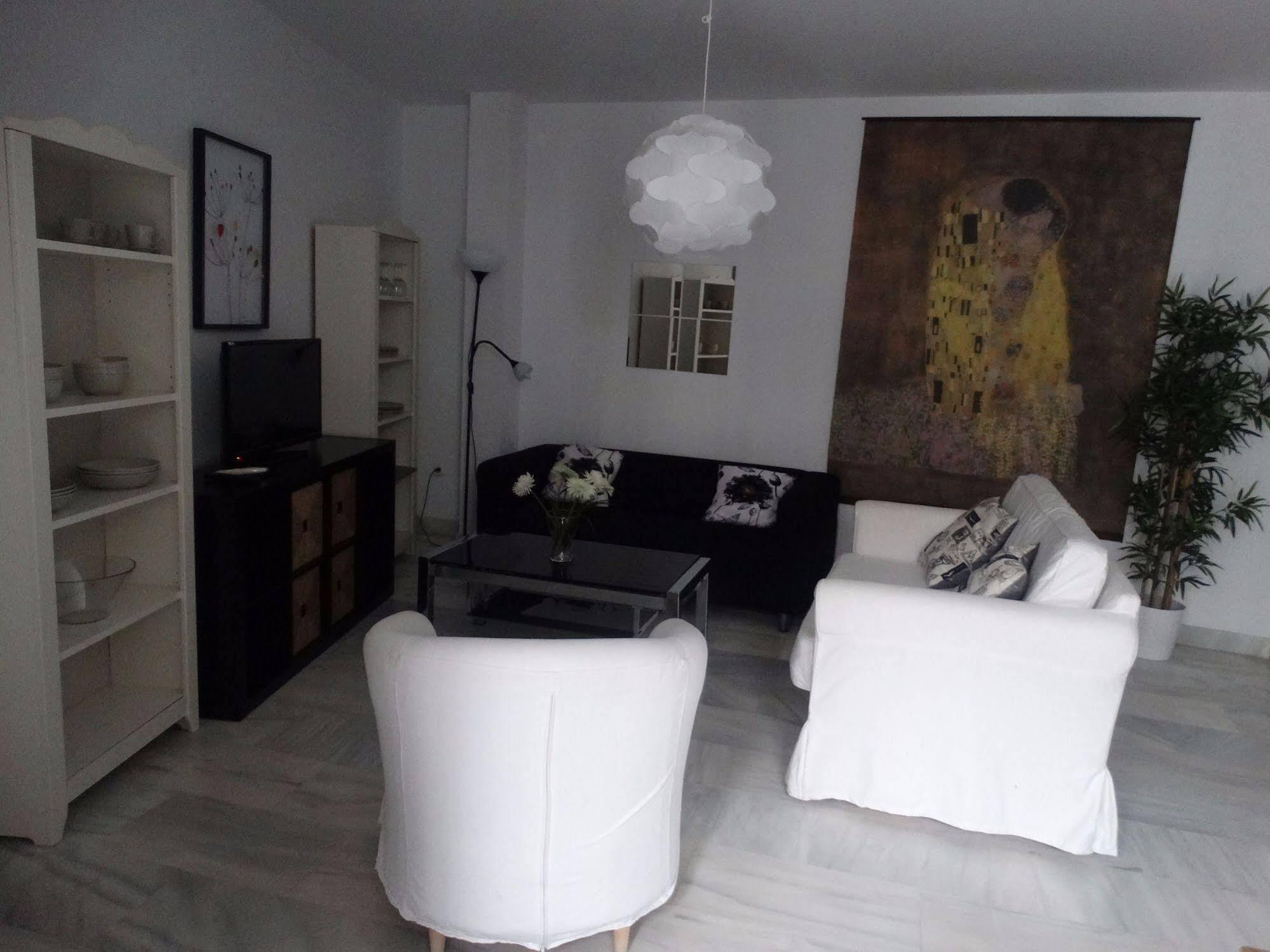 - Jinetes, 13 Apartamento